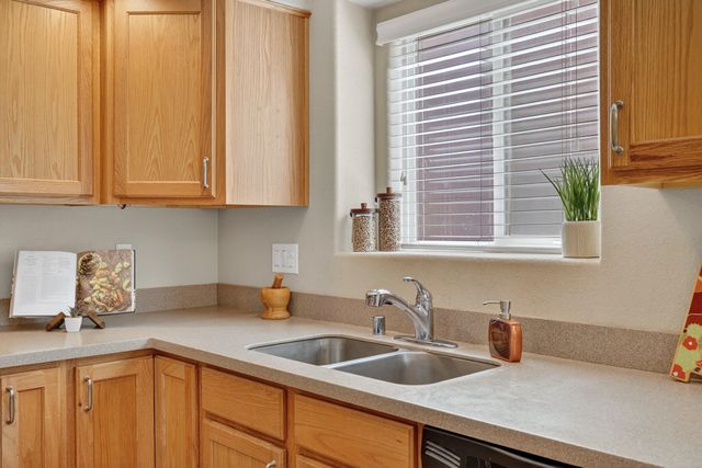 2605 Cerro Chafo Road SE, Rio Rancho, NM 87124