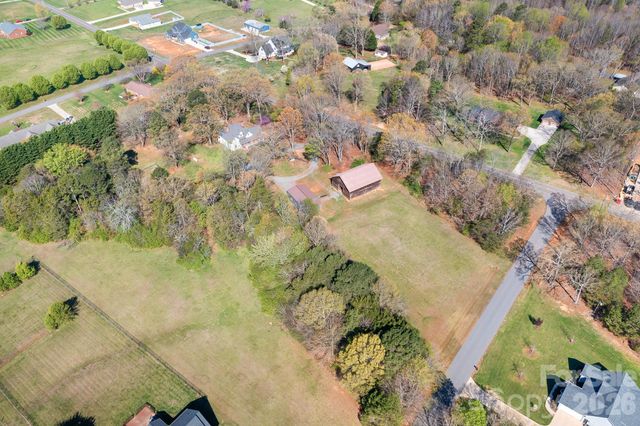1315 Scotts Creek Road, Statesville, NC 28625