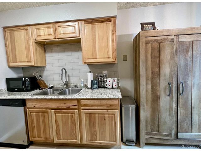 7373 W Florida Ave 2C, Lakewood, CO 80232