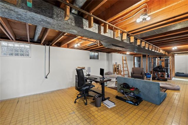 7301 Robinson Street, Overland Park, KS 66204