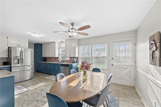 7301 Robinson Street, Overland Park, KS 66204