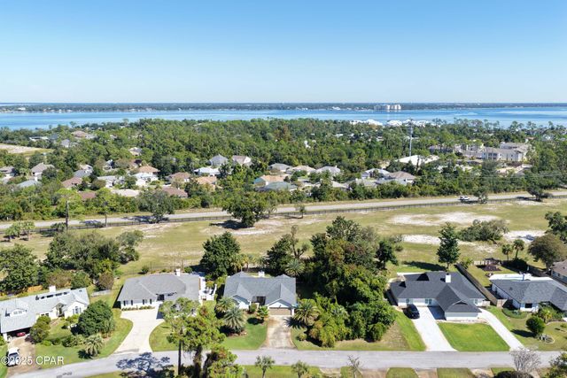 607 Amberjack Drive, Panama City, FL 32408