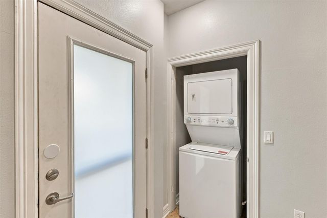 3501 Chenevert Street 3, Houston, TX 77004