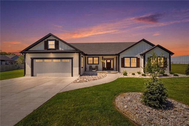 15928 E Cogan Lane, Independence, MO 64050