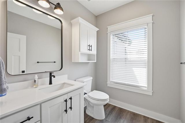 15928 E Cogan Lane, Independence, MO 64050