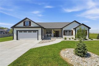 15928 E Cogan Lane, Independence, MO 64050