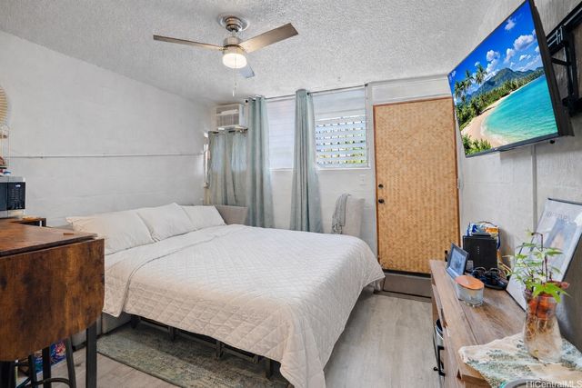 1867 Kaioo Drive 104, Honolulu, HI 96815