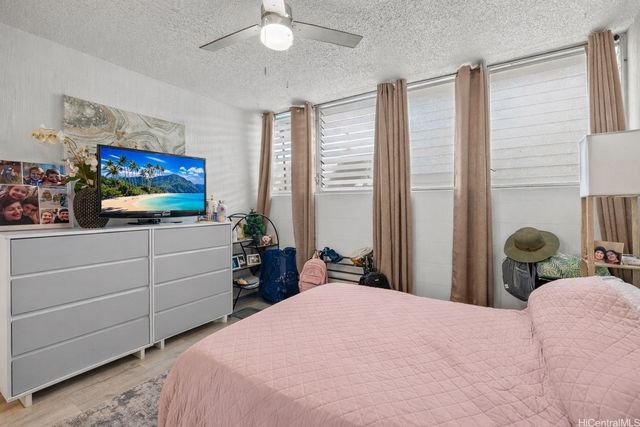 1867 Kaioo Drive 104, Honolulu, HI 96815