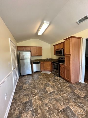 285 Tall Pine Lane, Athens, GA 30605