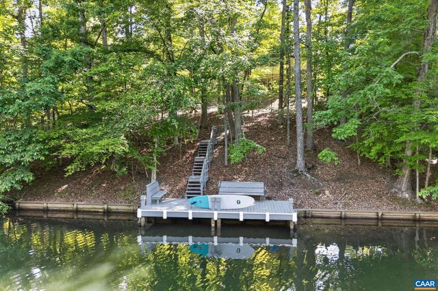 13 CONDOR RD, Palmyra, VA 22963