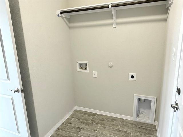 131 Spiny Lizard LN, San Marcos, TX 78666