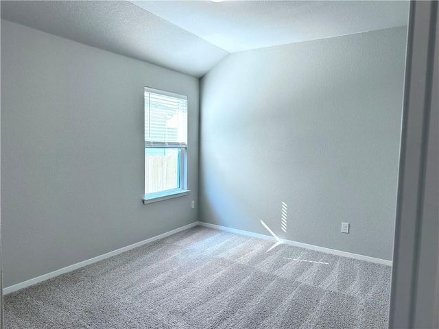 131 Spiny Lizard LN, San Marcos, TX 78666