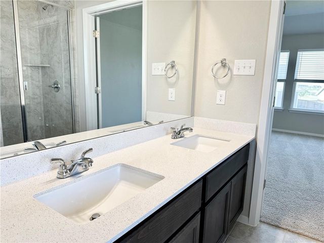 131 Spiny Lizard LN, San Marcos, TX 78666