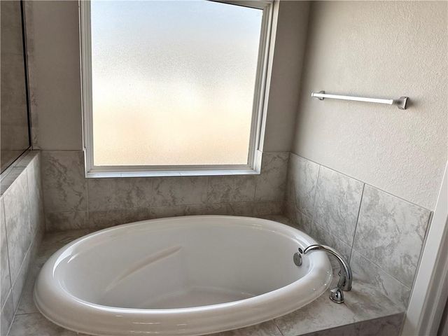 131 Spiny Lizard LN, San Marcos, TX 78666