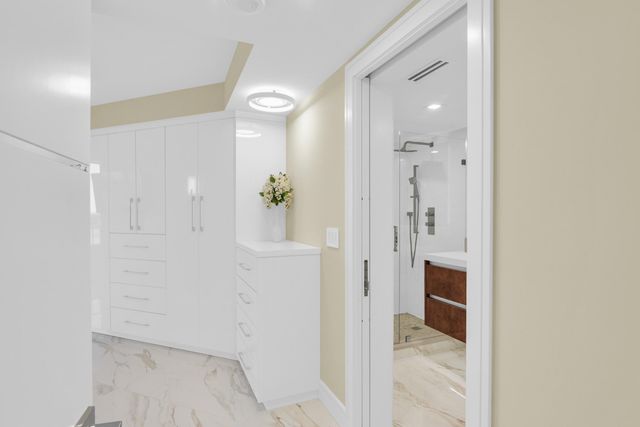 550 S Ocean Boulevard 1009, Boca Raton, FL 33432