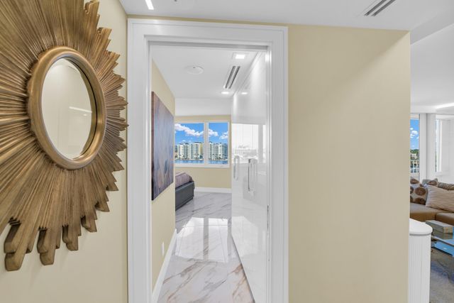 550 S Ocean Boulevard 1009, Boca Raton, FL 33432