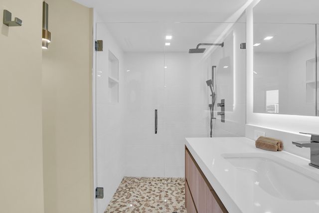 550 S Ocean Boulevard 1009, Boca Raton, FL 33432