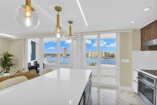 550 S Ocean Boulevard 1009, Boca Raton, FL 33432