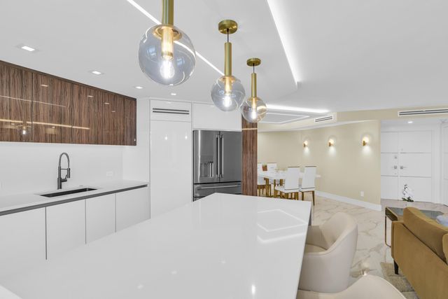 550 S Ocean Boulevard 1009, Boca Raton, FL 33432