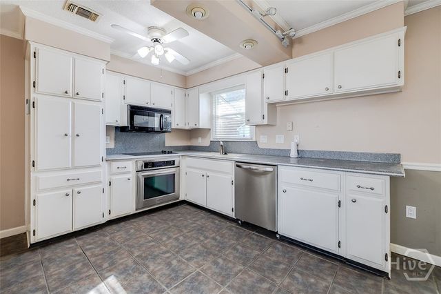 5 Ponderosa Drive, Savannah, GA 31407