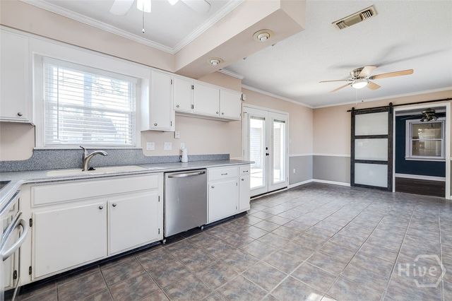 5 Ponderosa Drive, Savannah, GA 31407