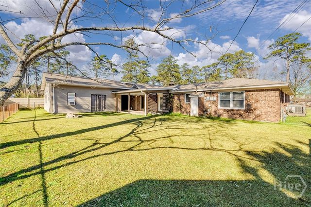 5 Ponderosa Drive, Savannah, GA 31407