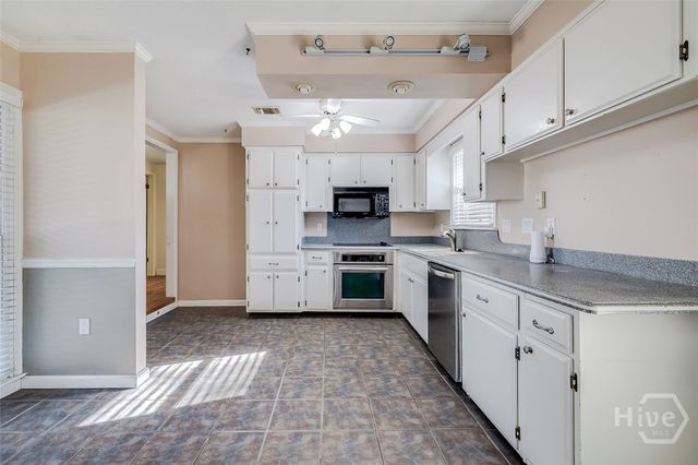 5 Ponderosa Drive, Savannah, GA 31407