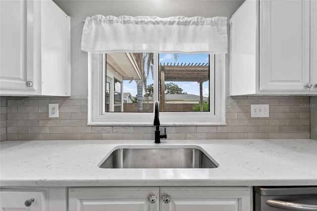 2127 SCOTLAND DRIVE, Clearwater, FL 33763