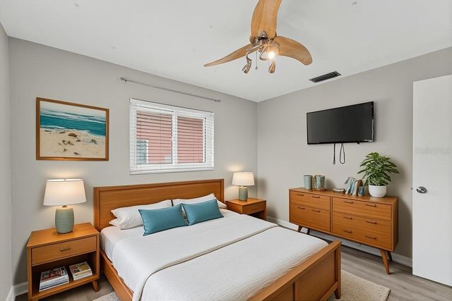 2127 SCOTLAND DRIVE, Clearwater, FL 33763