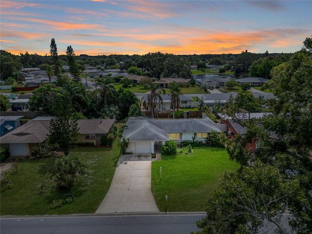 2127 SCOTLAND DRIVE, Clearwater, FL 33763