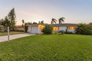 2127 SCOTLAND DRIVE, Clearwater, FL 33763