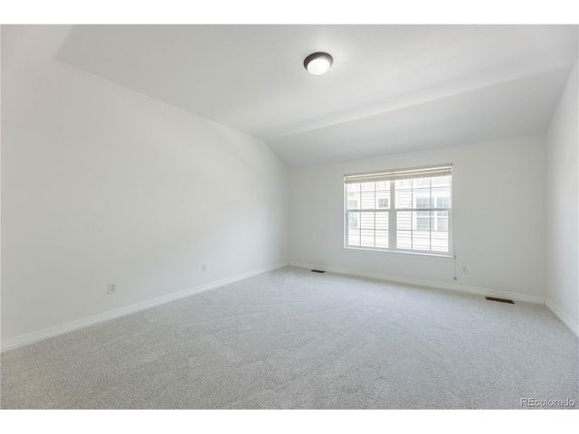 646 Hanging Rock Pl, Castle Rock, CO 80108