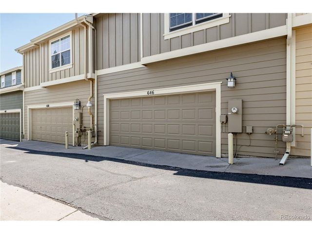 646 Hanging Rock Pl, Castle Rock, CO 80108