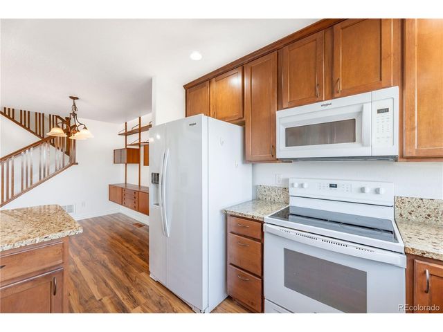 646 Hanging Rock Pl, Castle Rock, CO 80108