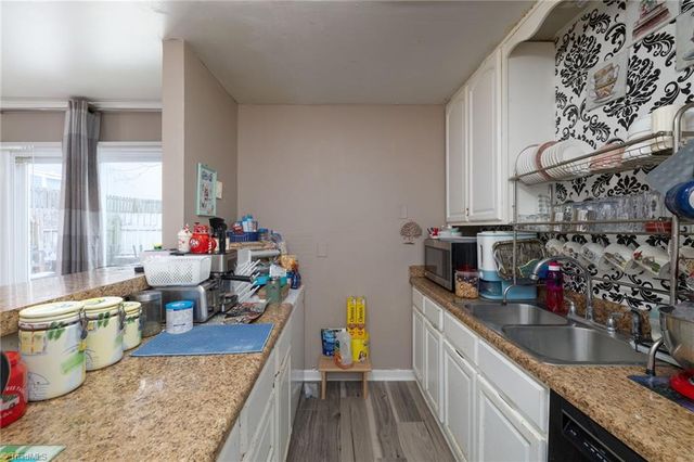 5705 Bramblegate Road A, Greensboro, NC 27409