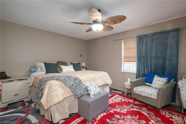 5705 Bramblegate Road A, Greensboro, NC 27409