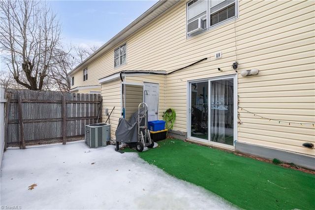 5705 Bramblegate Road A, Greensboro, NC 27409