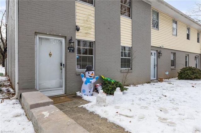 5705 Bramblegate Road A, Greensboro, NC 27409