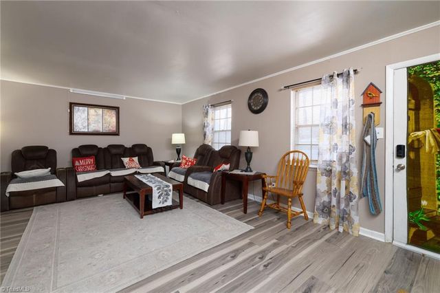 5705 Bramblegate Road A, Greensboro, NC 27409