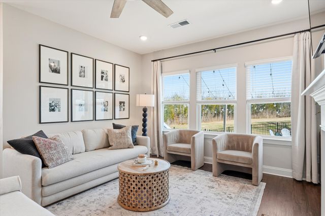 2479 Prairie Hill Dr, Antioch, TN 37013