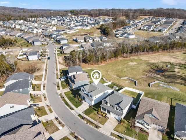 2479 Prairie Hill Dr, Antioch, TN 37013