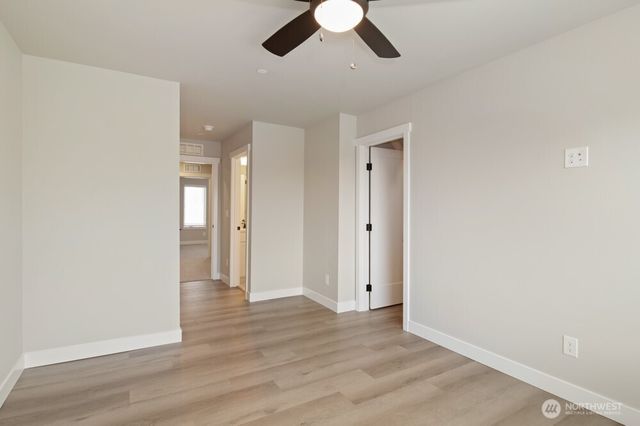 6611 S 128th Street, Seattle, WA 98178