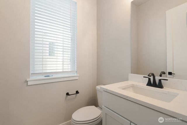 6611 S 128th Street, Seattle, WA 98178