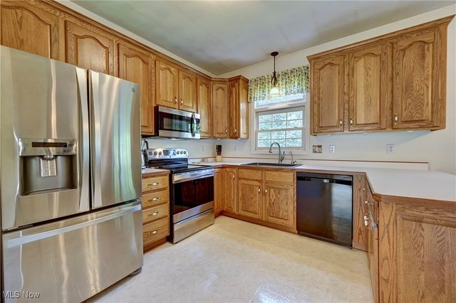 101 Lexington Drive, St Clairsville, OH 43950