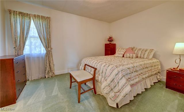 101 Lexington Drive, St Clairsville, OH 43950