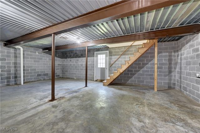 101 Lexington Drive, St Clairsville, OH 43950