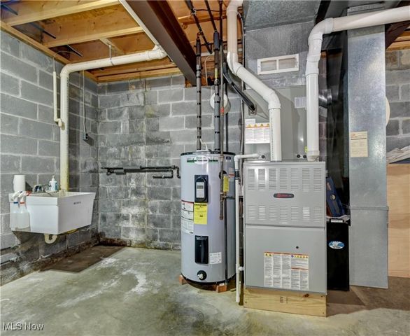 101 Lexington Drive, St Clairsville, OH 43950