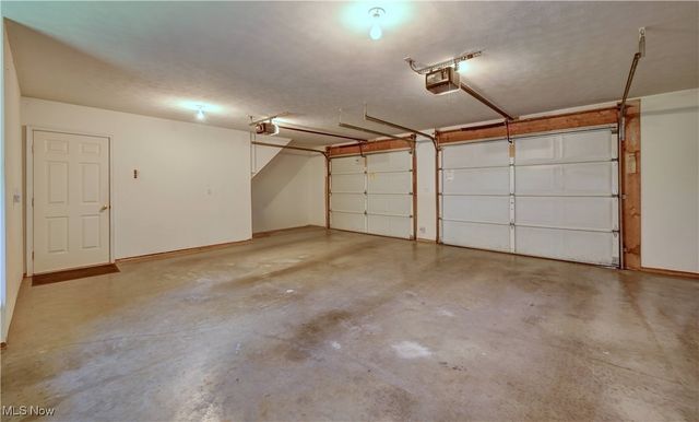 101 Lexington Drive, St Clairsville, OH 43950