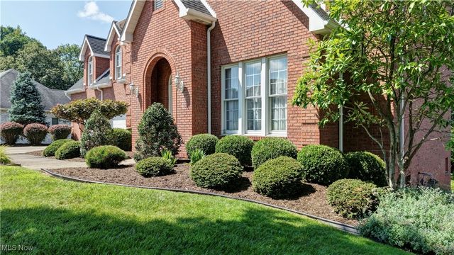 101 Lexington Drive, St Clairsville, OH 43950