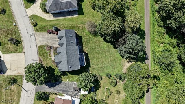 101 Lexington Drive, St Clairsville, OH 43950